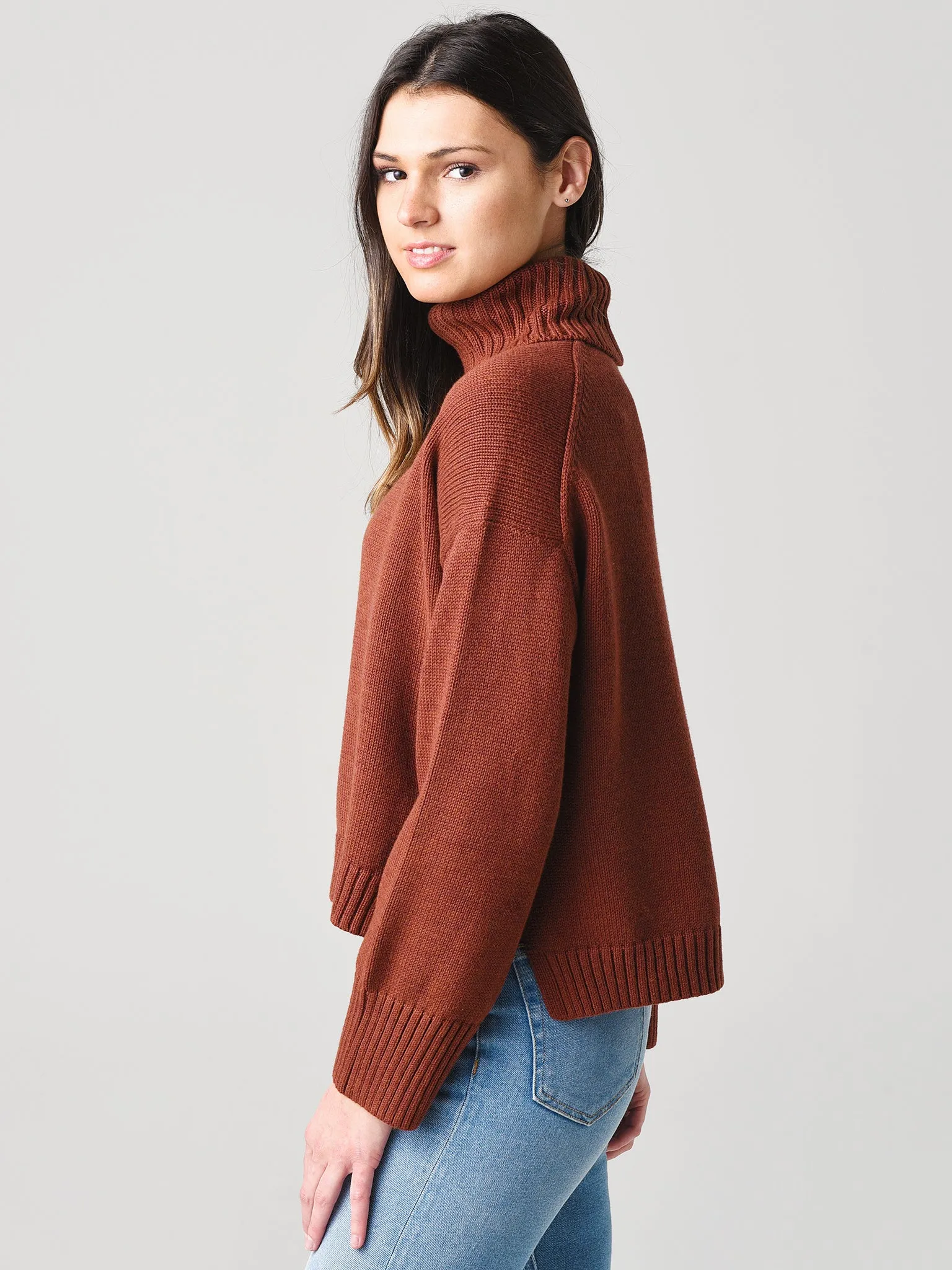 525 Women's Long Sleeve Turtleneck Sweater