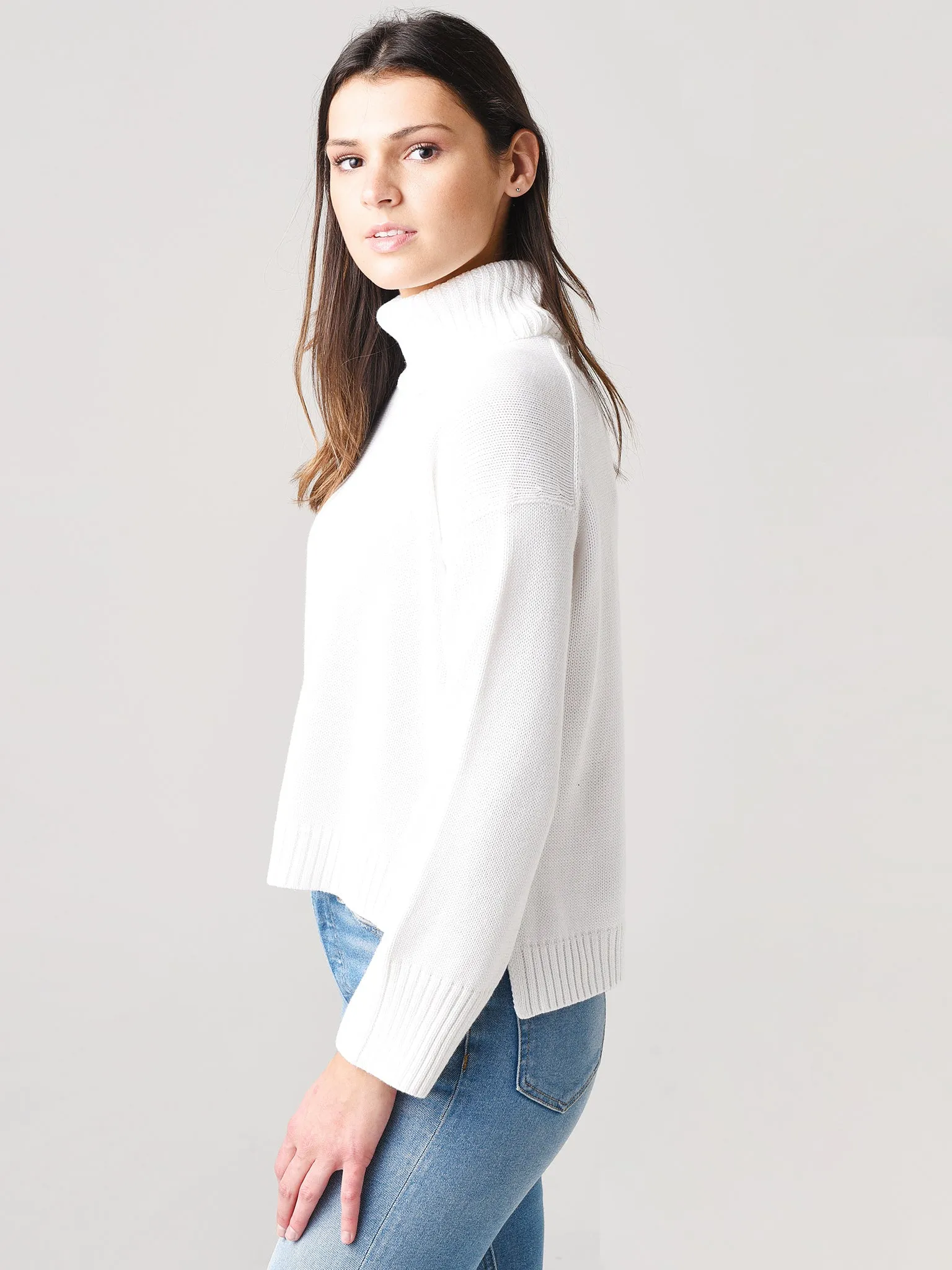 525 Women's Long Sleeve Turtleneck Sweater