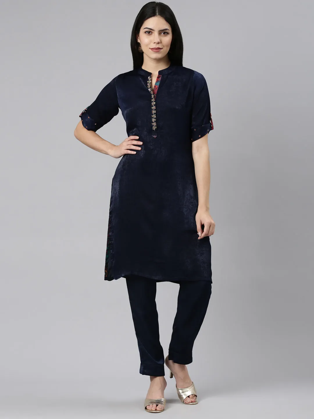 Neeru's Navy Blue Regular Straight Solid Kurta And Trousers