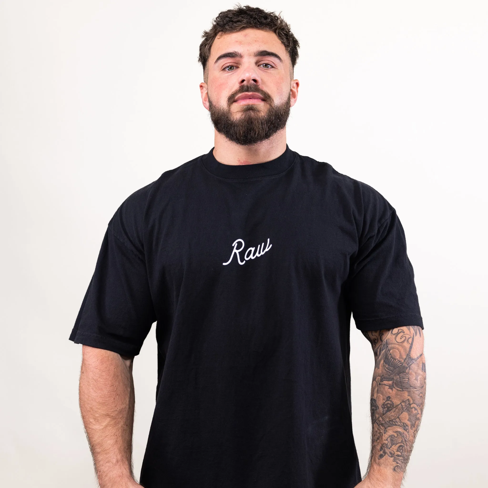 Simple "R" T-Shirt - Black