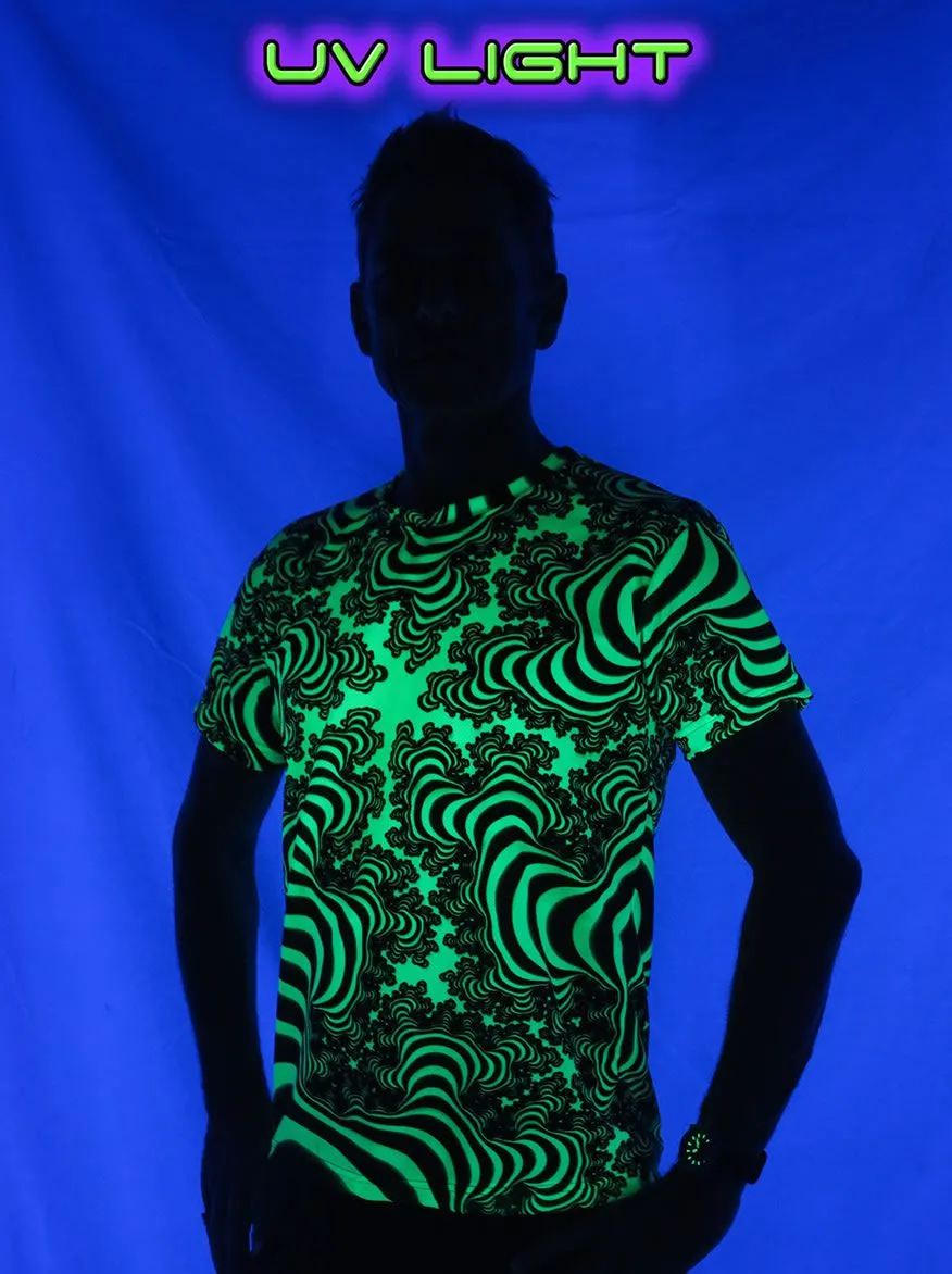 UV Sublime S/S T : Lime Valley Fractal