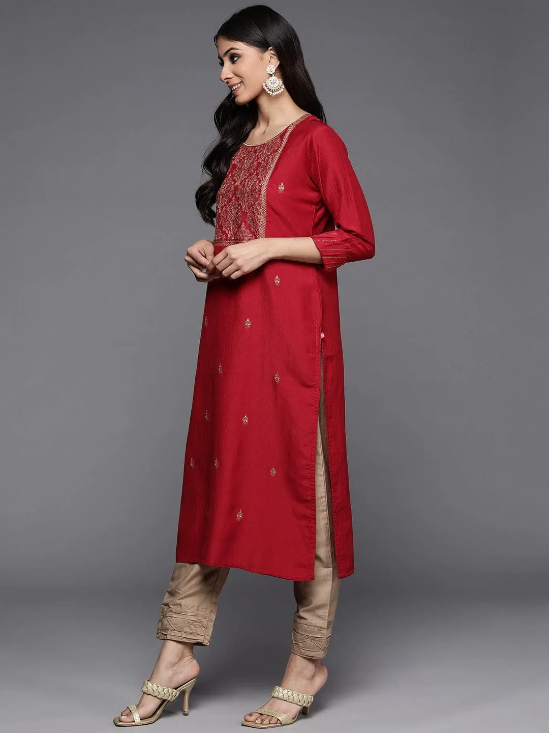 varanga women maroon floral embroidered thread work kurta with trousers with dupatta